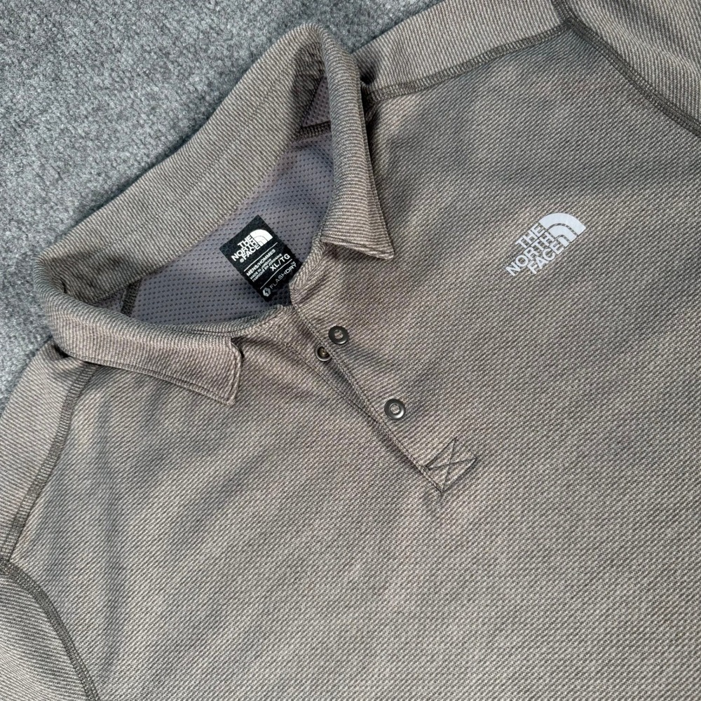 The North Face Mens FlashDry Polo Shirt Gray Striped NF00CE7Q XL #4428
